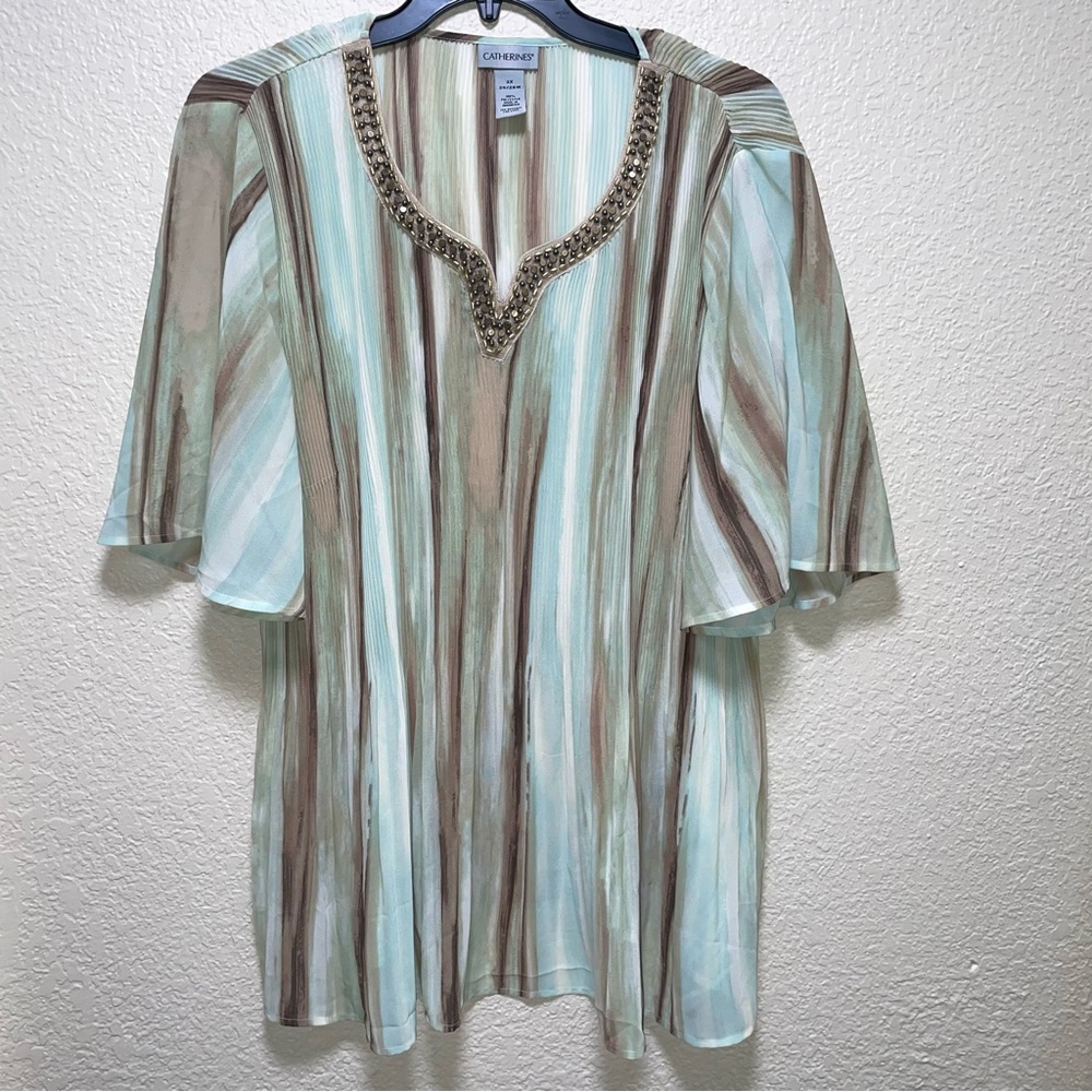 Catherines Green Pleated Flutter Top Blouse 3X 26/28W Beaded V-Neck 3/4 Sleeve